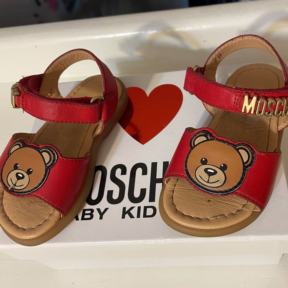 Moschino